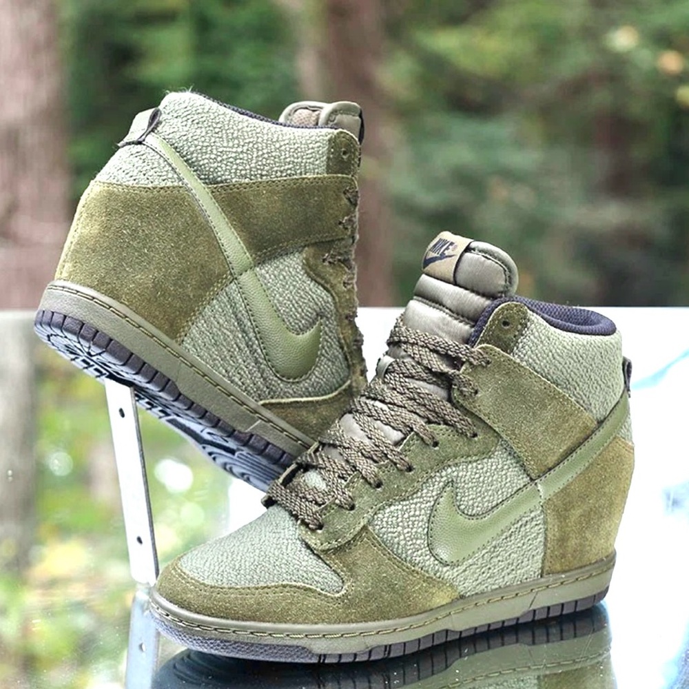Nike Wedge Sneakers - Picture 2 of 8